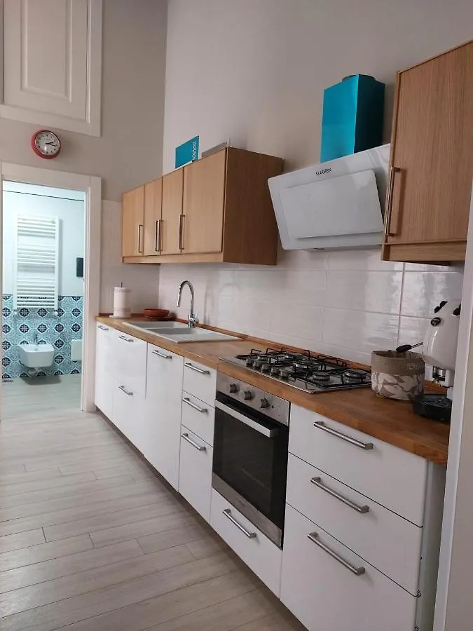 Cosy Domy Apartments ナポリ 0*,  イタリア