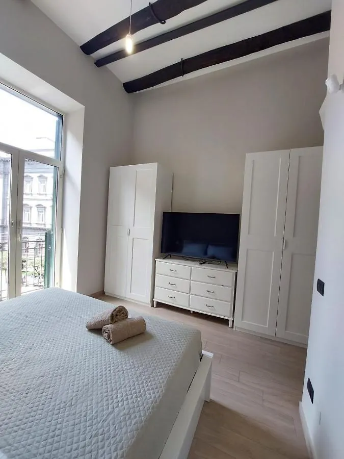 Cosy Domy Apartments ナポリ イタリア