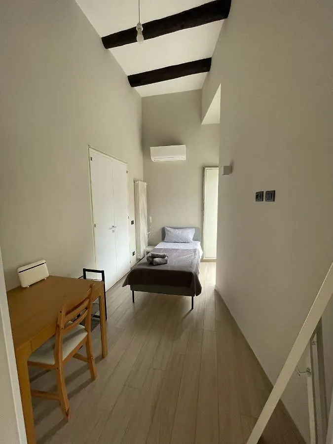 Cosy Domy Apartments ナポリ