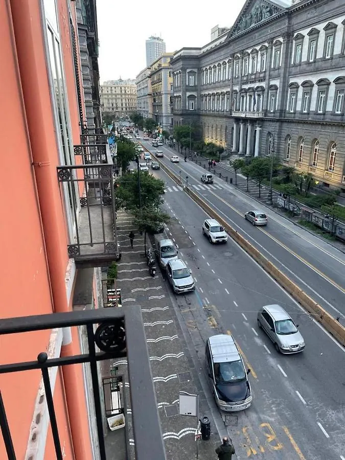 Cosy Domy Apartments ナポリ イタリア
